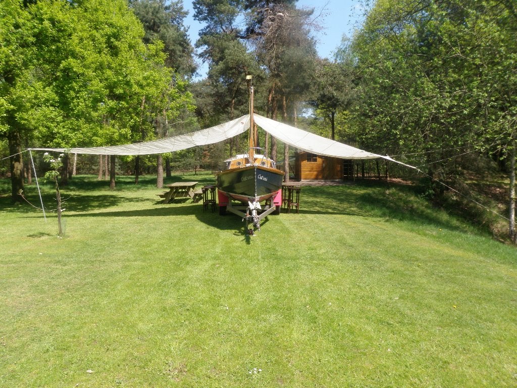 bar gemaakt van Waarschip 600 met trailer, Ophalen, Gebruikt