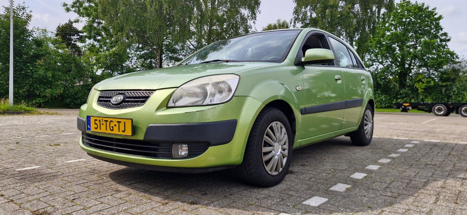 Kia Rio 1.4 HB 2006 Groen, Auto's, Kia, Voorwielaandrijving, 4 cilinders, 1054 kg, 49 €/maand