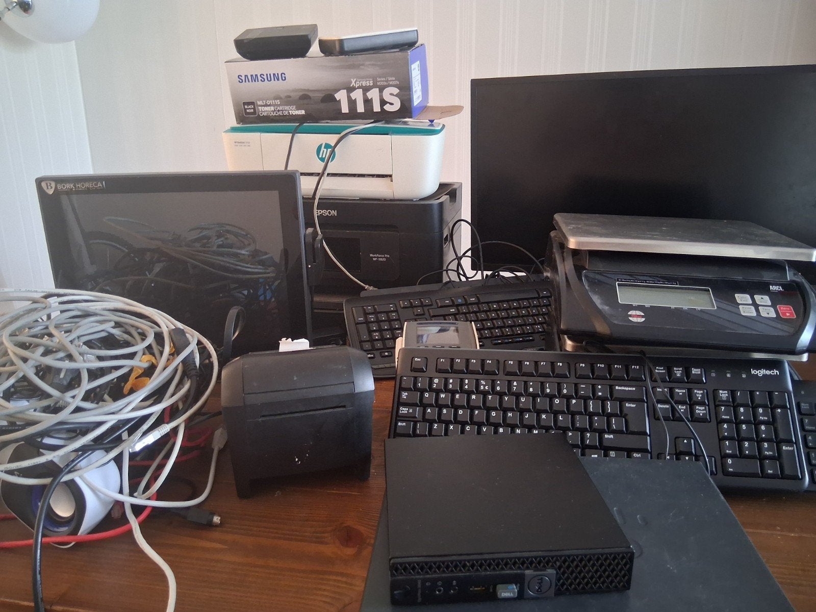 Twv 10.000 nu voor 200 euro ophalen, Computers en Software, Ophalen of Verzenden