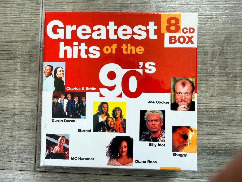 8 cd box The Greatest hits of the 90's Nineties, Cd's en Dvd's, Cd's | Verzamelalbums, Ophalen of Verzenden, Zo goed als nieuw