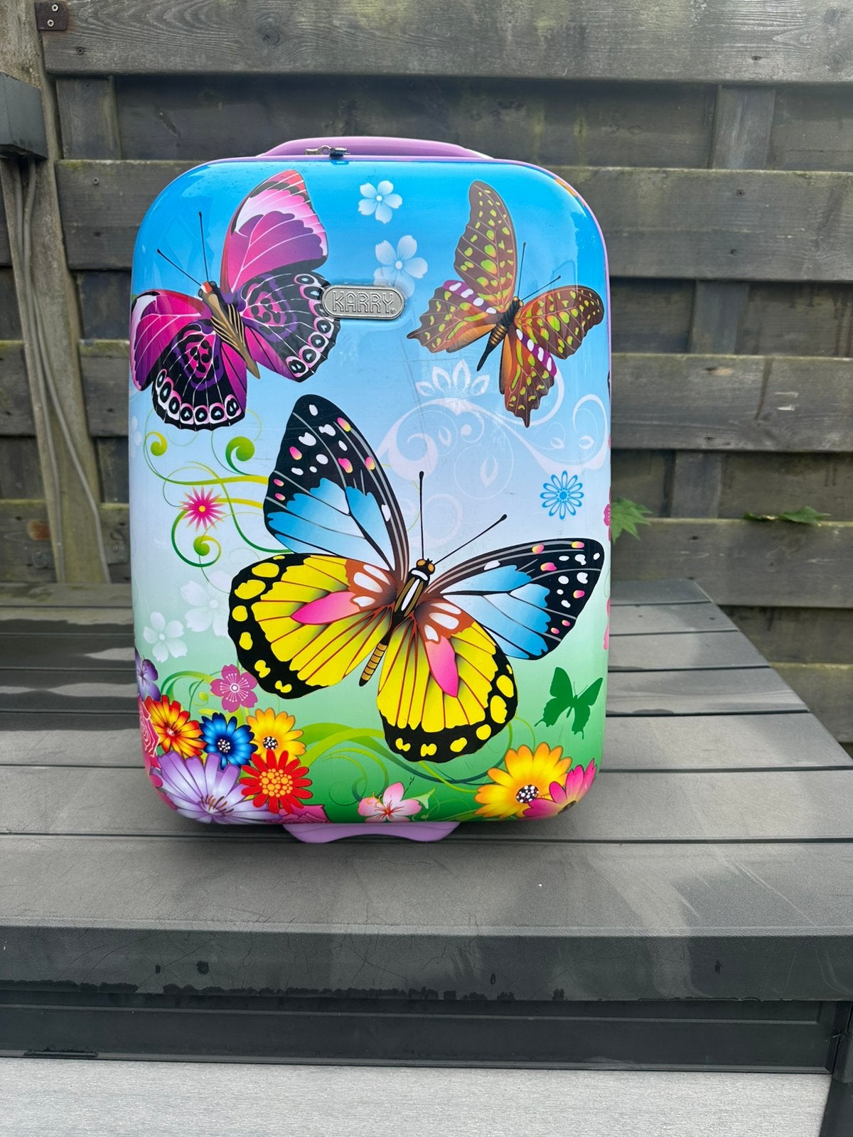 Kinderkoffer karry, Hard kunststof, Minder dan 50 cm, Zo goed als nieuw, Minder dan 35 cm