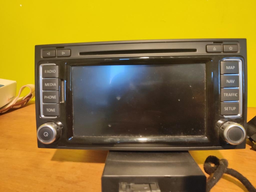 Volkswagen RNS 310 Navigatiesysteem met Fiscon Bluetooth, Ophalen of Verzenden, Gebruikt
