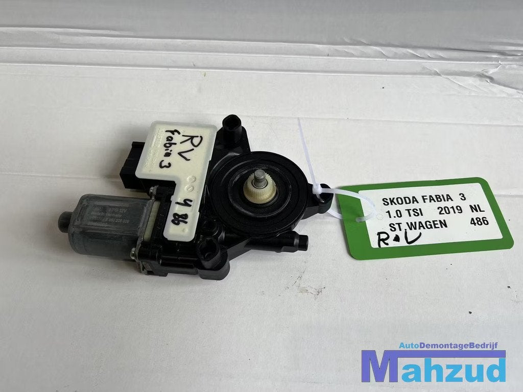SKODA FABIA 3 rechts voor raam motor 2014-2021 2Q2959882, Auto-onderdelen, Skoda, Skoda Auto a.s., Gebruikt, Infoline@skoda-auto.cz