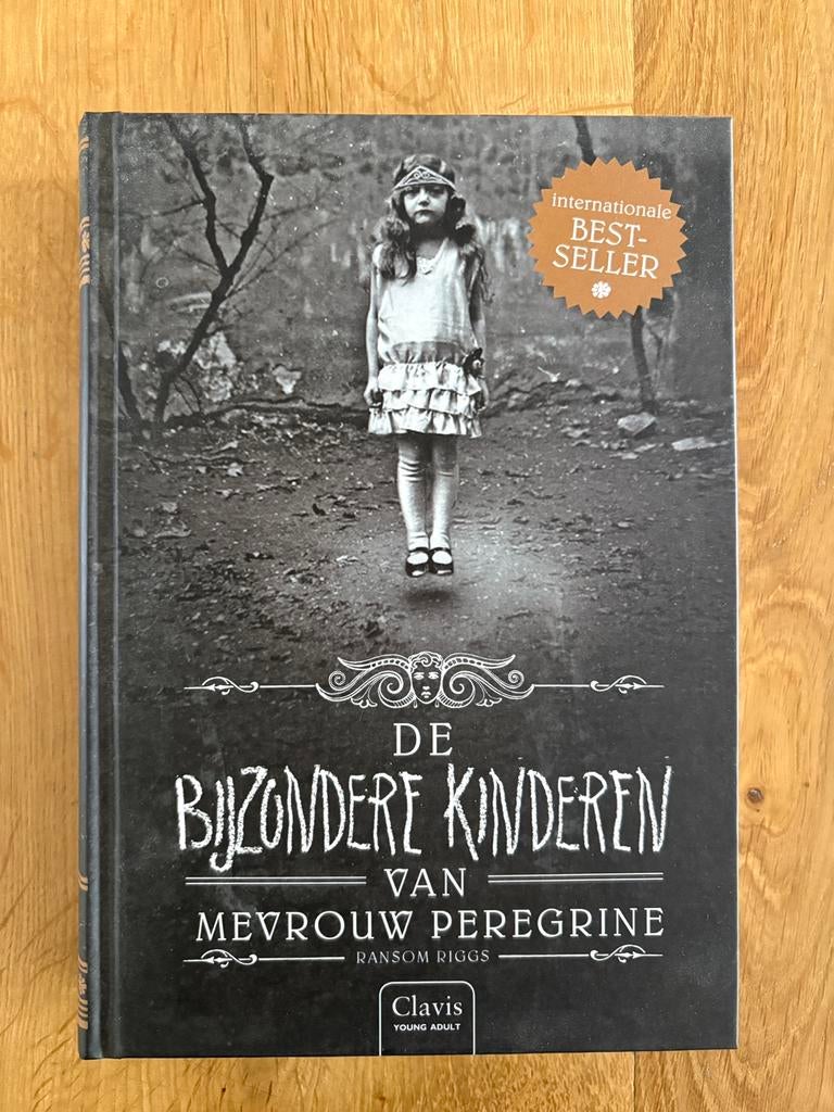 Ransom Riggs - De bijzondere kinderen van mevrouw Peregrine, Ophalen of Verzenden, Zo goed als nieuw, Ransom Riggs
