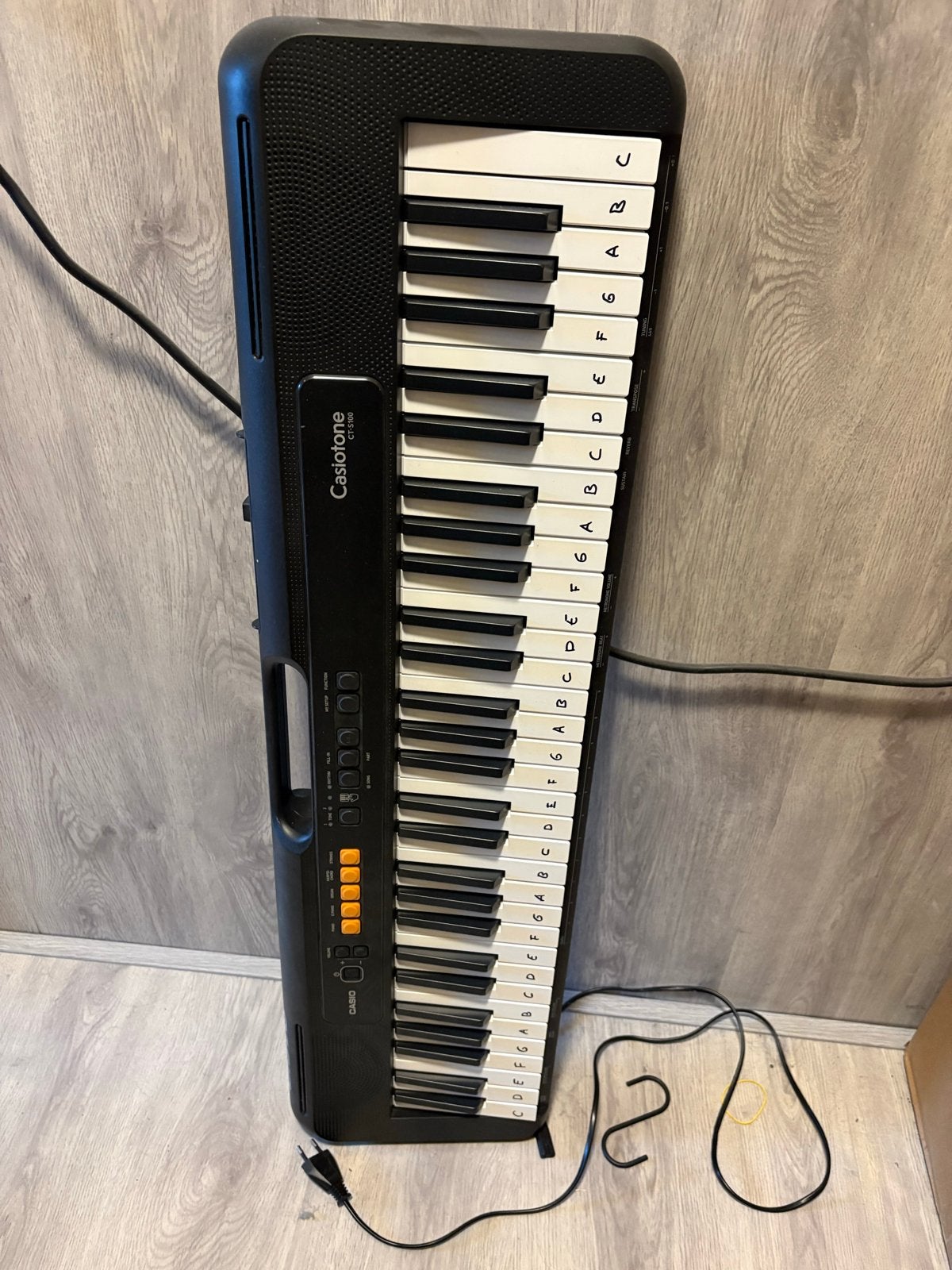 Casio Casiotone CT-S100 Keyboard - Zo goed als nieuw, Muziek en Instrumenten, Keyboards, Ophalen, Zo goed als nieuw, 61 toetsen