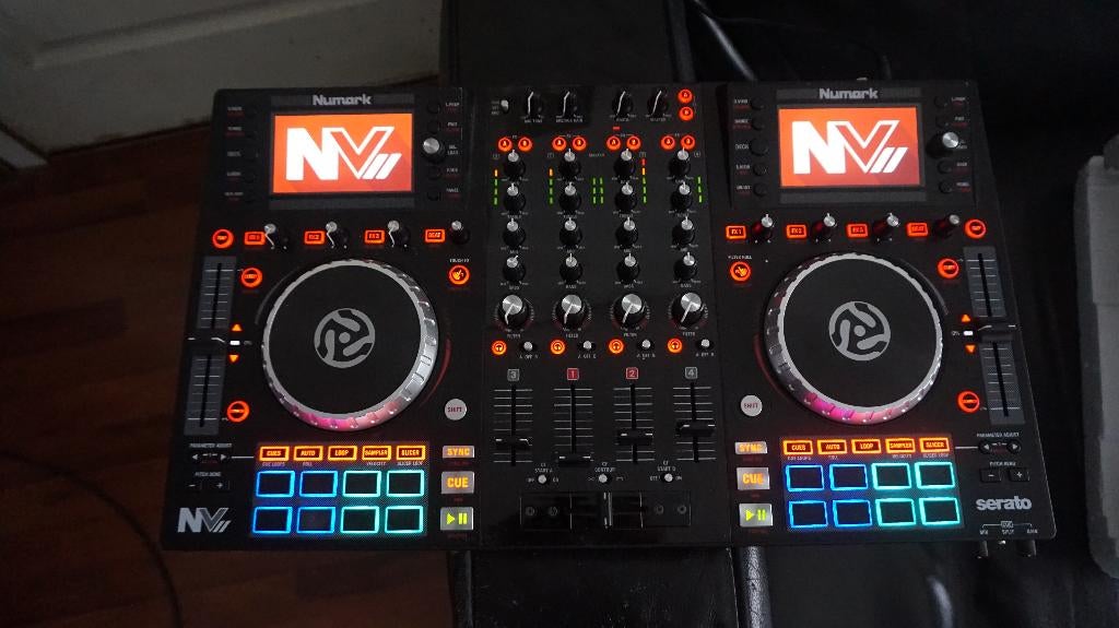Numark NV 2 controller, Muziek en Instrumenten, Dj-sets en Draaitafels, Ophalen, Zo goed als nieuw, Dj-set, Numark