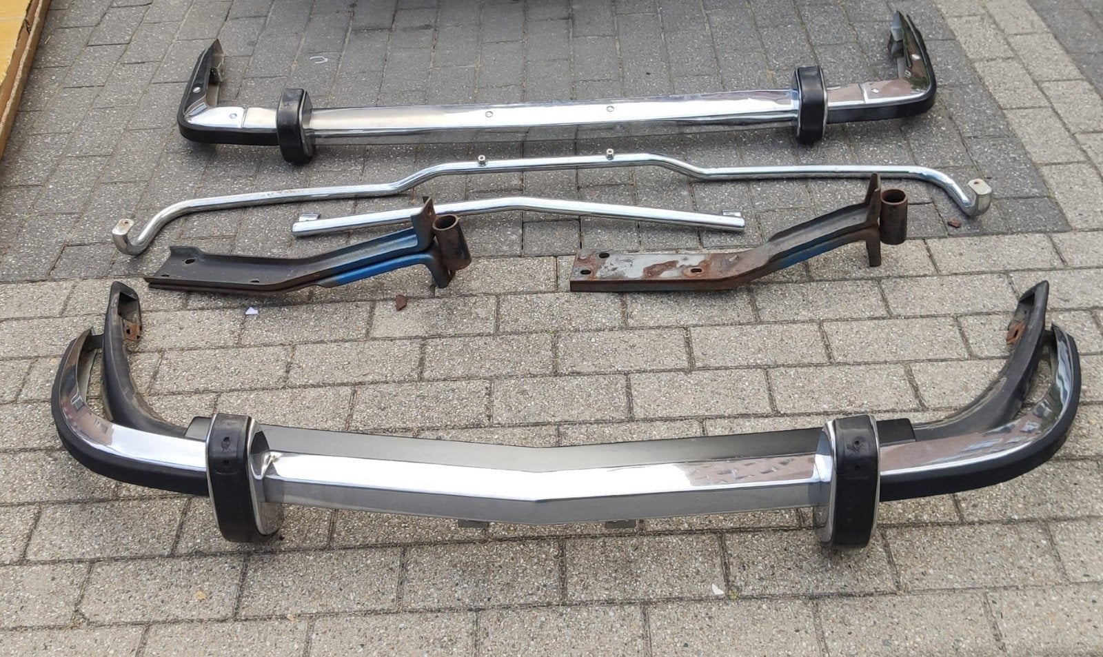Bumpers voor Datsun 240Z - Voor en Achter, Gebruikt, Nissan, Ophalen of Verzenden, Bumper