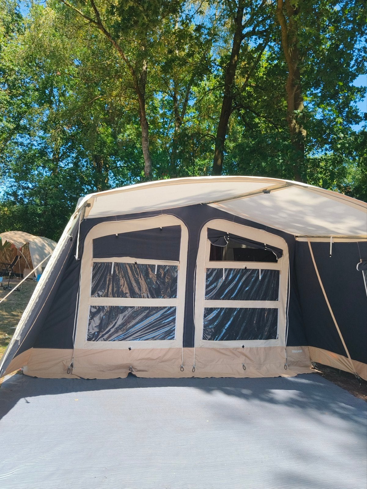 Trigano Odyssee GL vouwwagen 2017 - 8 personen, Ophalen, Trigano, Beige, Aanwezig