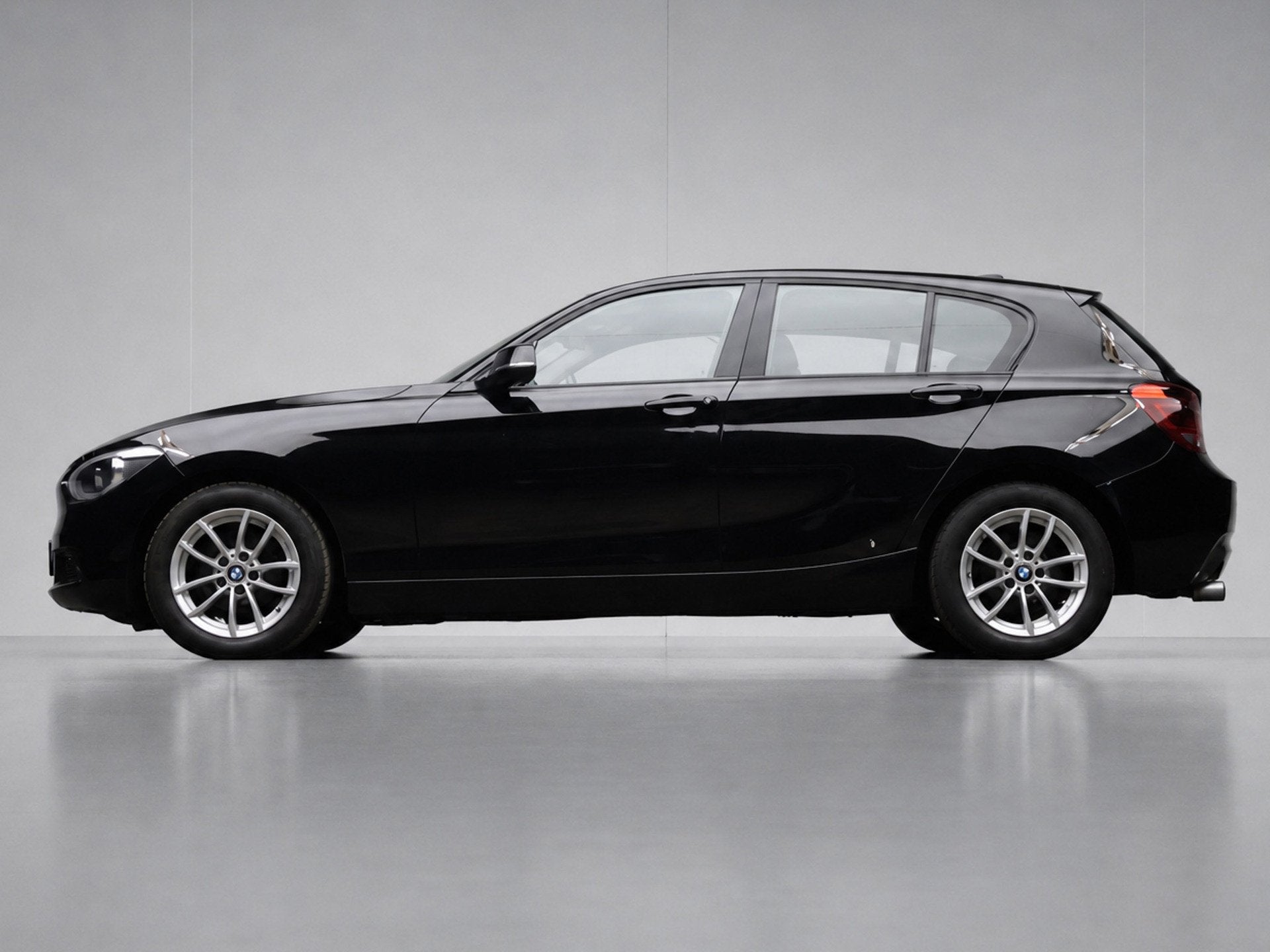 BMW 1-serie 116i Business+ Sport (NAVI,STOELVERWARMING,XENON, Auto's, 1-Serie, Euro 5, Gebruikt, 4 cilinders