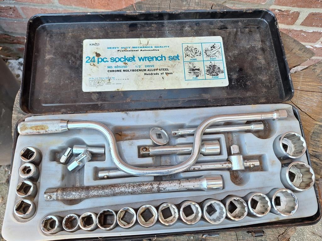Vintage Kinzo 24-delige doppenset - Chroom Molybdeen, Ophalen of Verzenden, Gebruikt