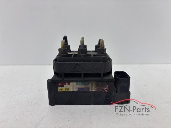 Mercedes-Benz E-Klasse W213 Luchtvering Module, Ophalen of Verzenden, Gebruikt