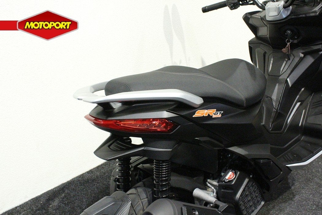 Aprilia SR GT 200 (bj 2024), Scooter, Minervum 7272
4817 ZM  Breda, Gebruikt, Bedrijf