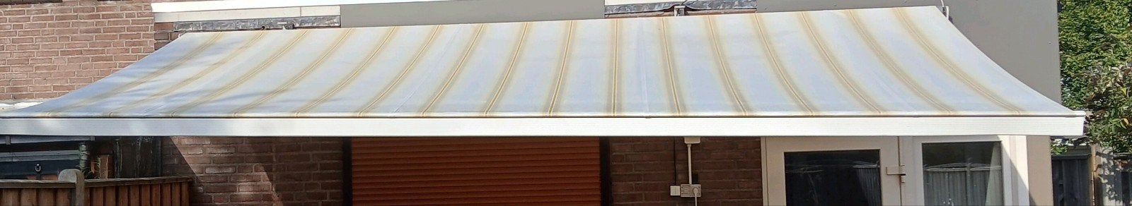 Elektrisch knikarmscherm (5 meter breed x 3,5 meter uitval), Gebruikt, Elektrisch, Ophalen of Verzenden, 150 tot 300 cm