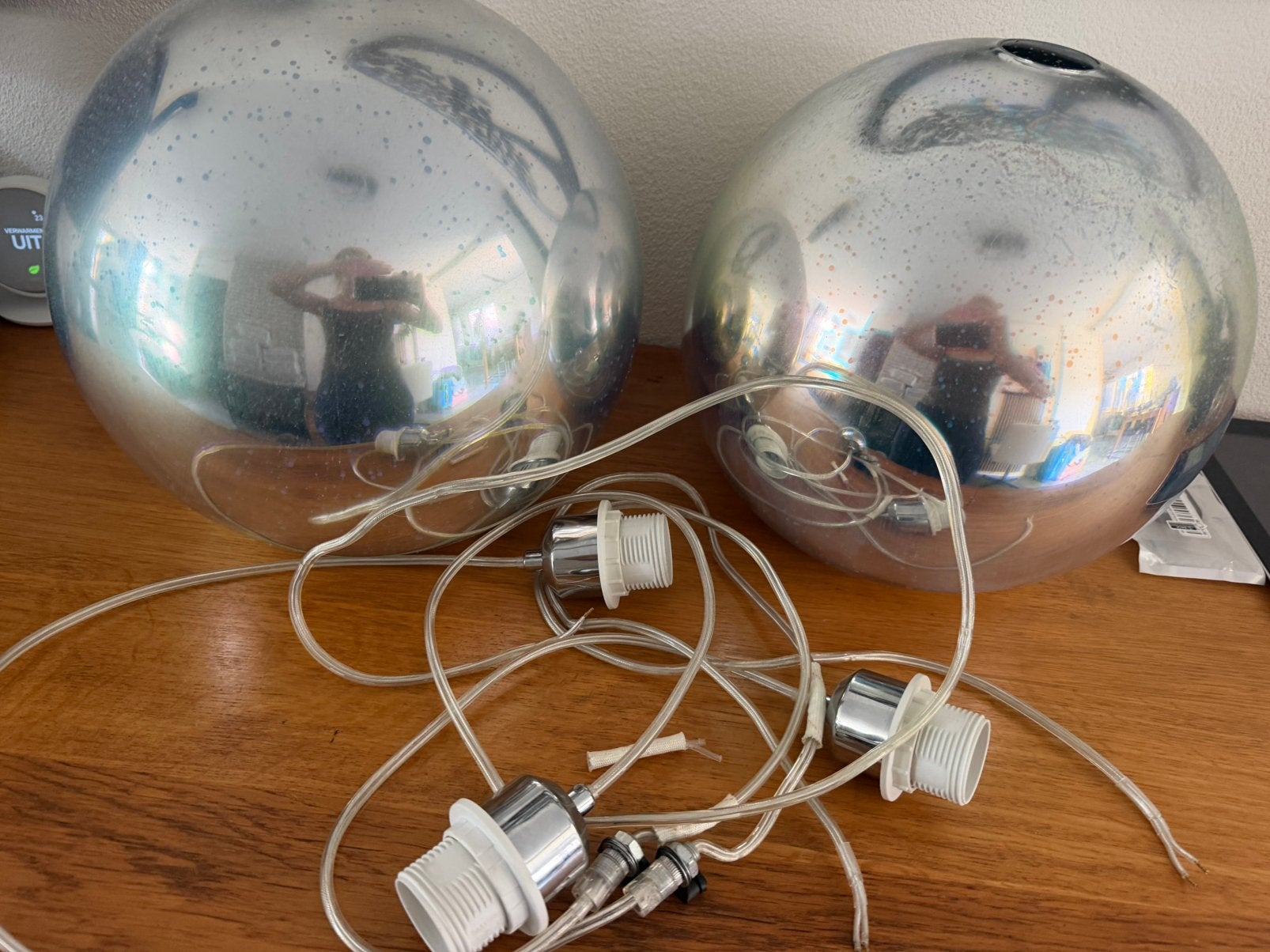 Lamp bollen 3 stuks (bij 1 zit een scheur erin, Ophalen, Zo goed als nieuw