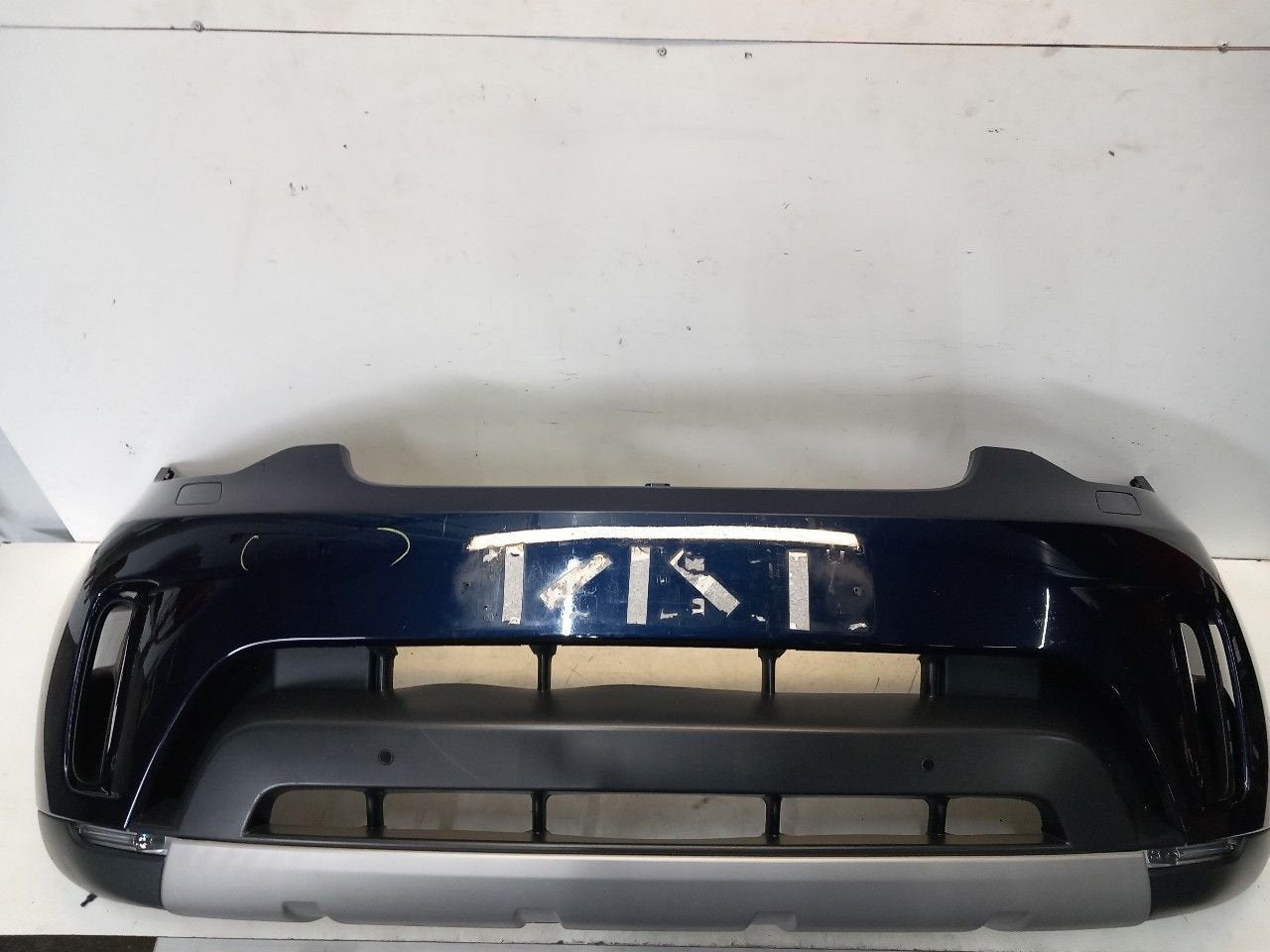 Bumper voor Land Rover Discovery, Auto-onderdelen, Onderdelen@venauto.nl, Van der Ven Autorecycling B.V., Ettenseweg 76, 4706 PB Roosendaal, The Netherlands