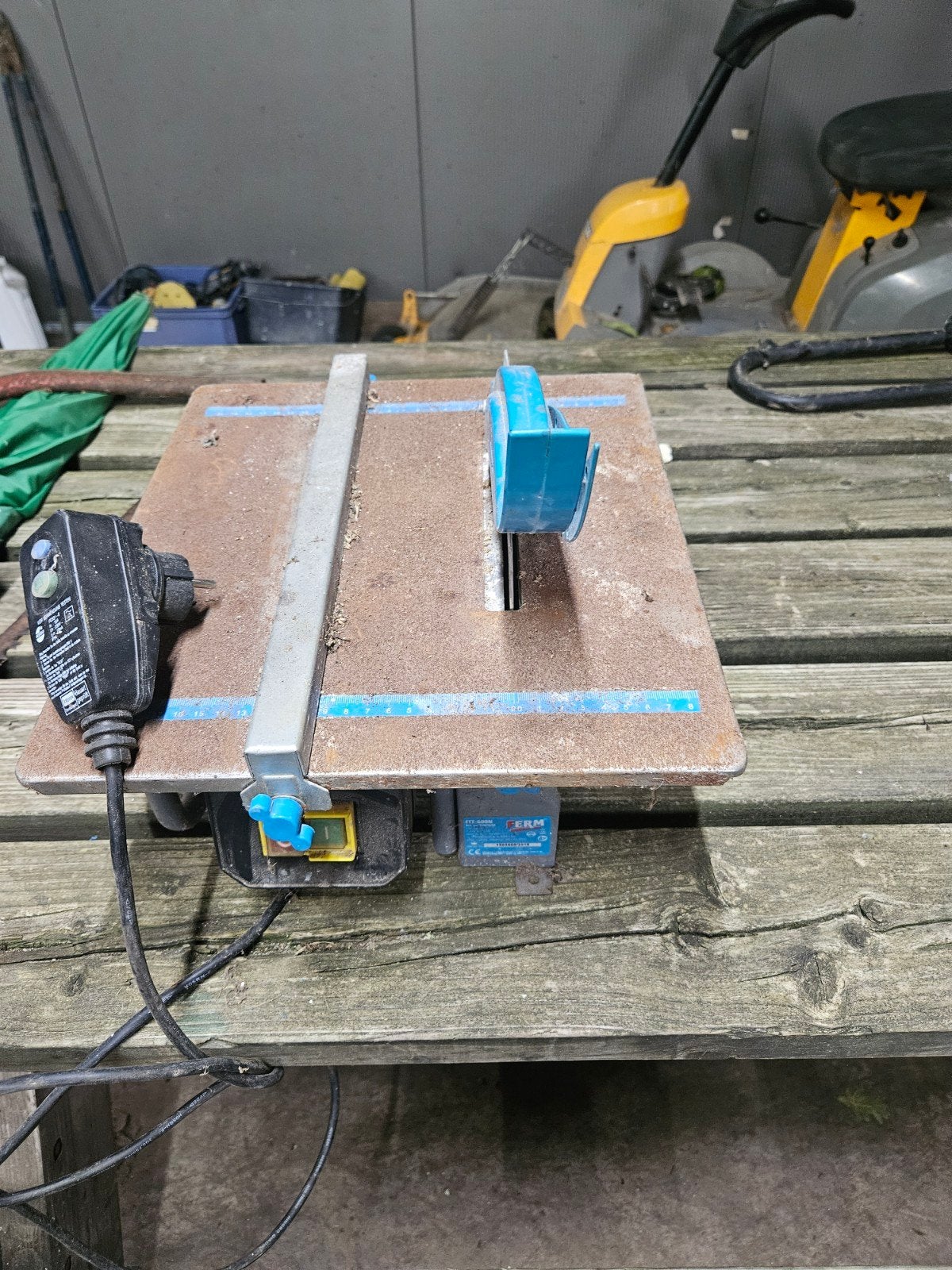 Elektrische tegelsnijder - FERM, Doe-het-zelf en Verbouw, Gebruikt, Overige typen, FERM, Ophalen of Verzenden