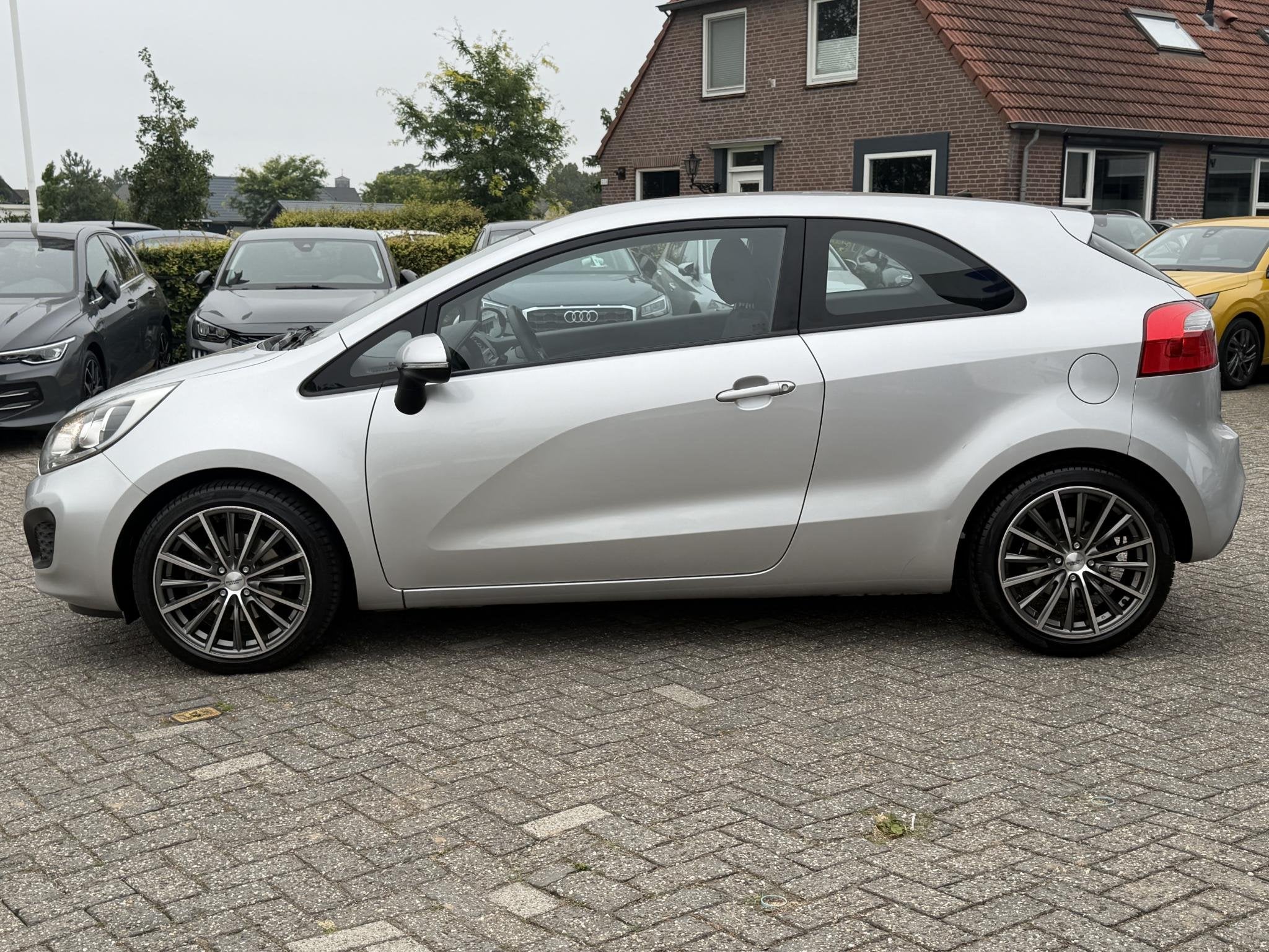 Kia Rio 1.2 CVVT Comfort Pack AIRCO | NIEUWE APK | BOVAG !, Voorwielaandrijving, Handgeschakeld, Rio, 999 kg