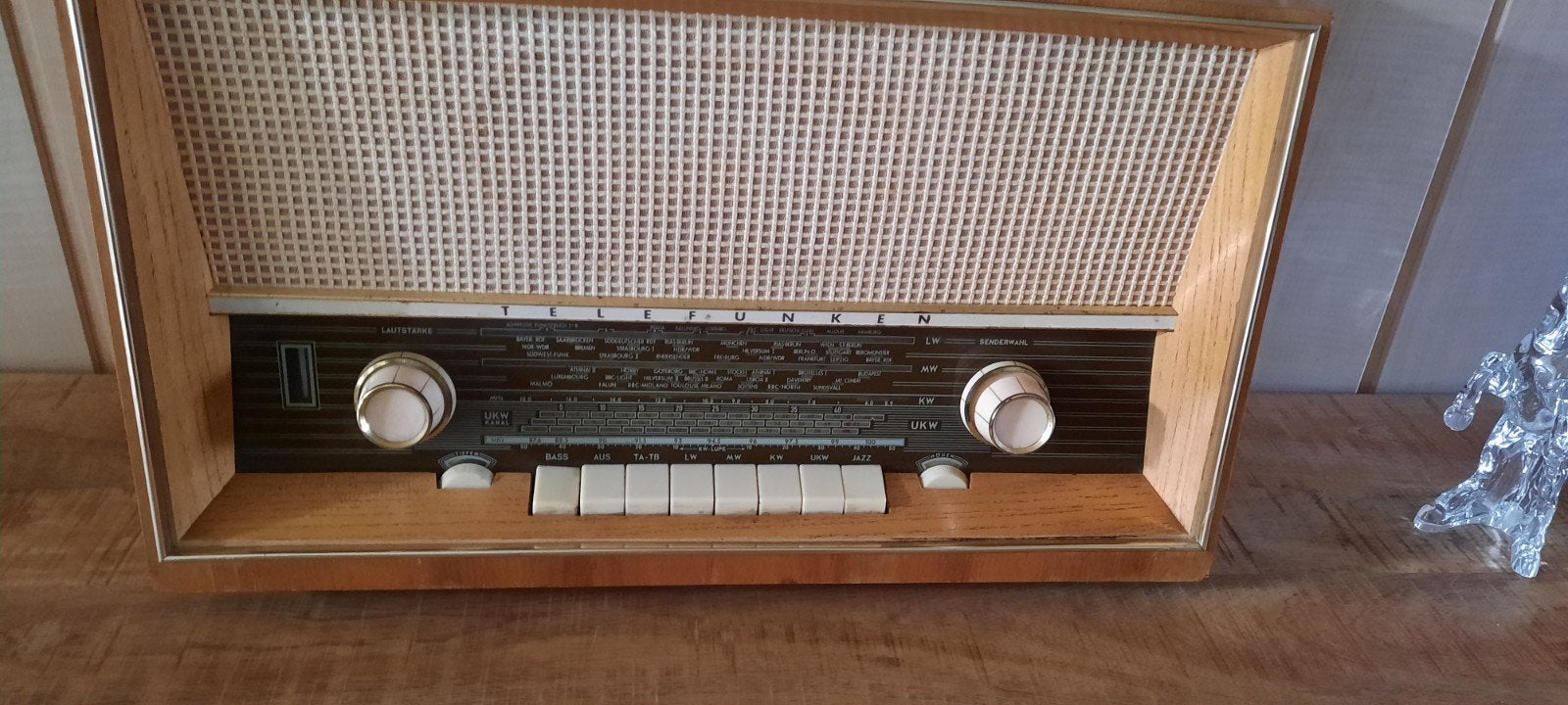 Vintage Telefunken Radio - Klassieke Buizenradio, Ophalen of Verzenden, Gebruikt, Radio