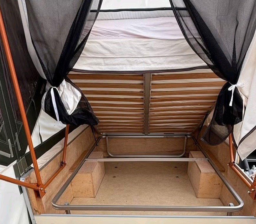 Holtkamper spacer/andere modellen bed frame, Ophalen, Zo goed als nieuw