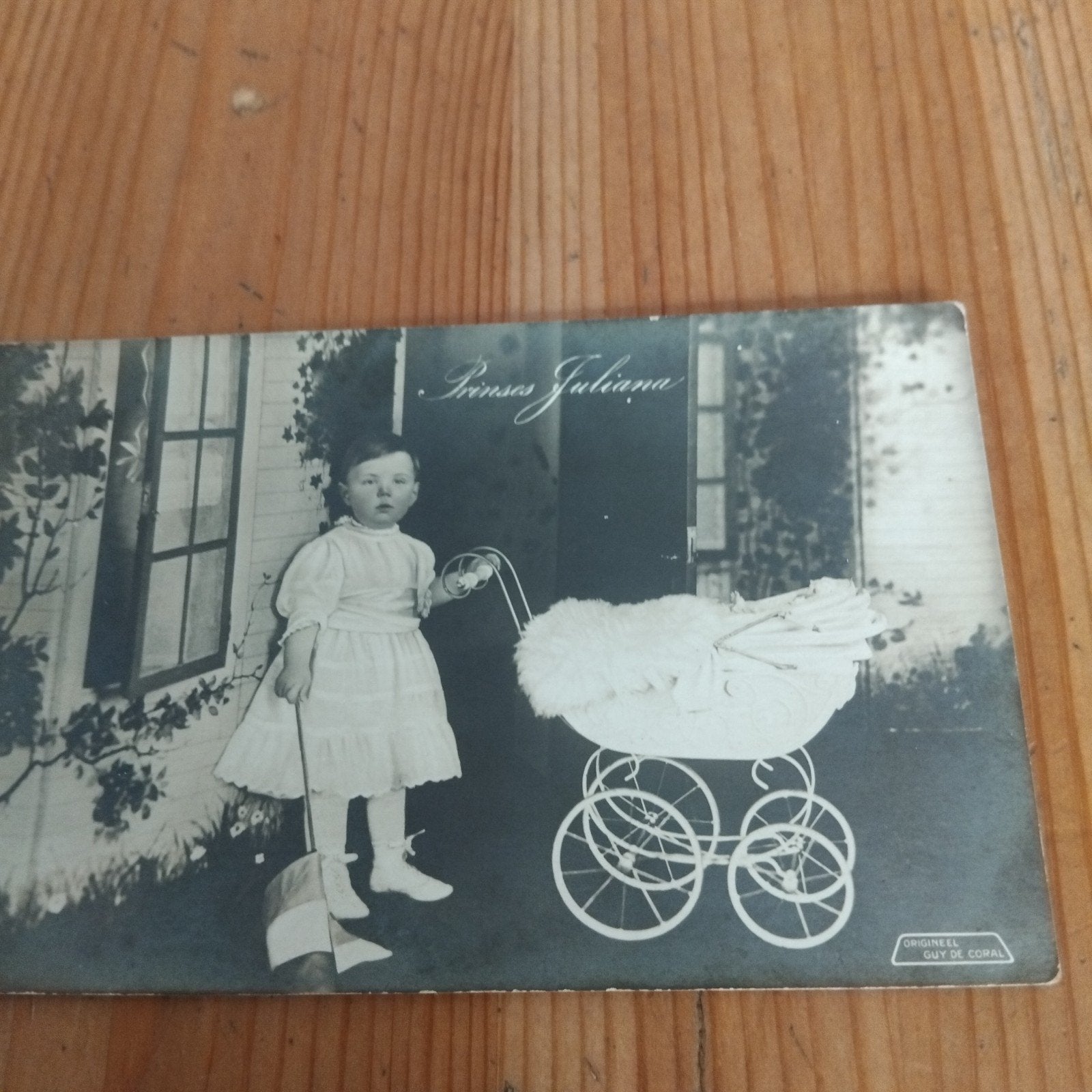 Kaarten  Prinses Juliana, Ophalen of Verzenden, Zo goed als nieuw, Kaart, Foto of Prent