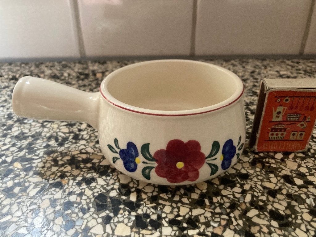 Boerenbont keramiek casserole steel kom klein wit kommetje, Overige merken, Landelijk/Boerenbont, Ophalen of Verzenden, Zo goed als nieuw