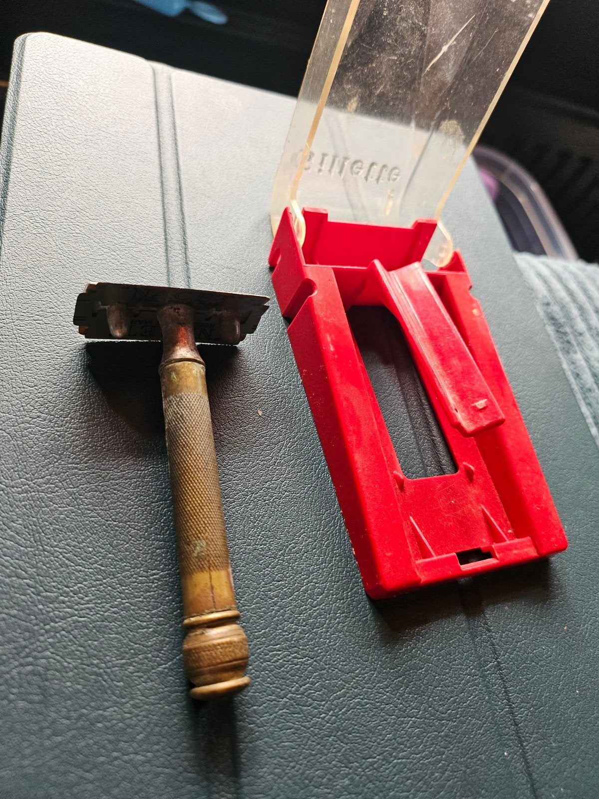 Vintage Gillette Veiligheidsscheermes met Rood Doosje, Ophalen of Verzenden