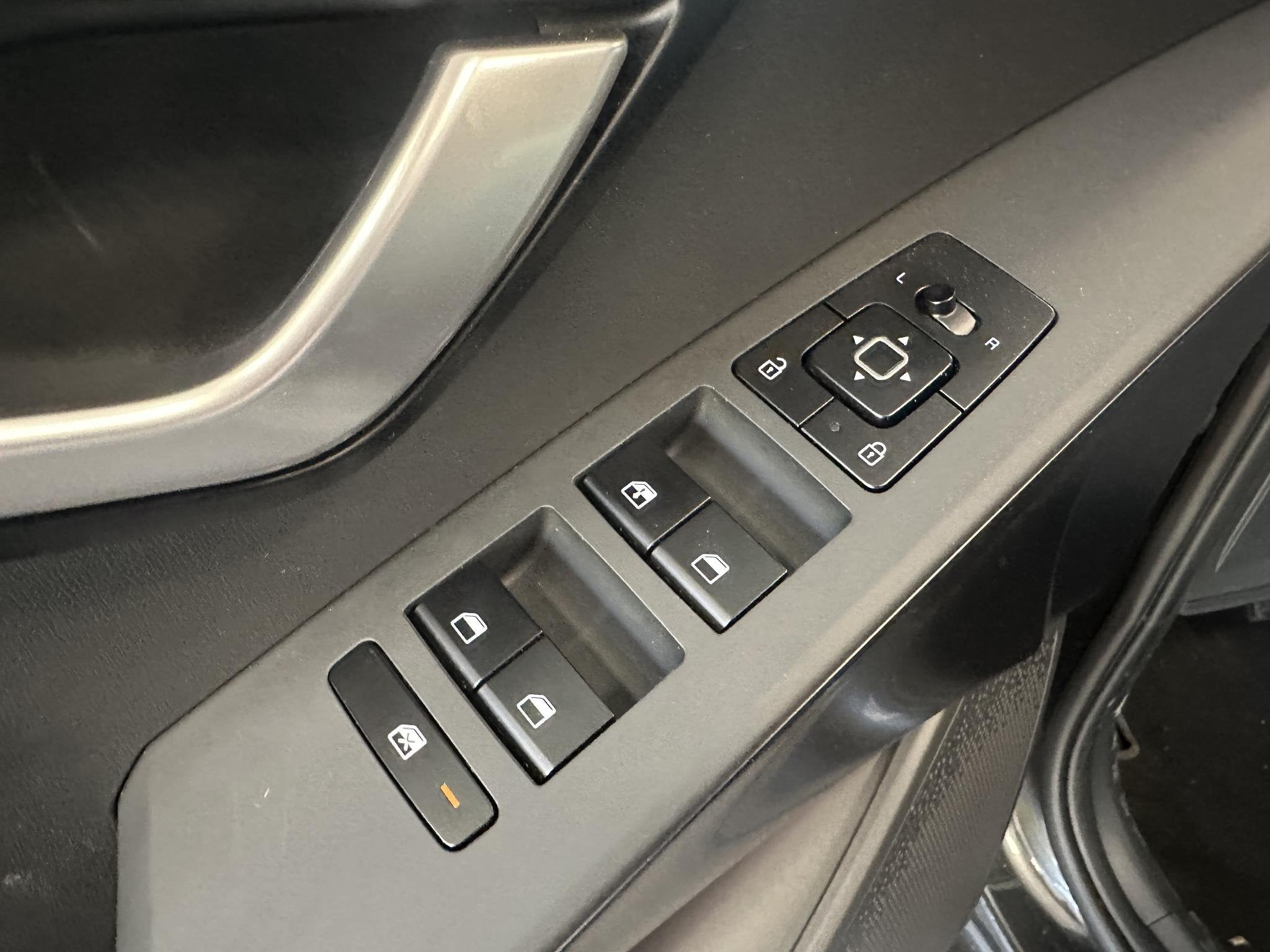 Kia Niro EV Light Edition 64.8 kWh, Auto's, Stof, Gebruikt, 750 kg, 1657 kg