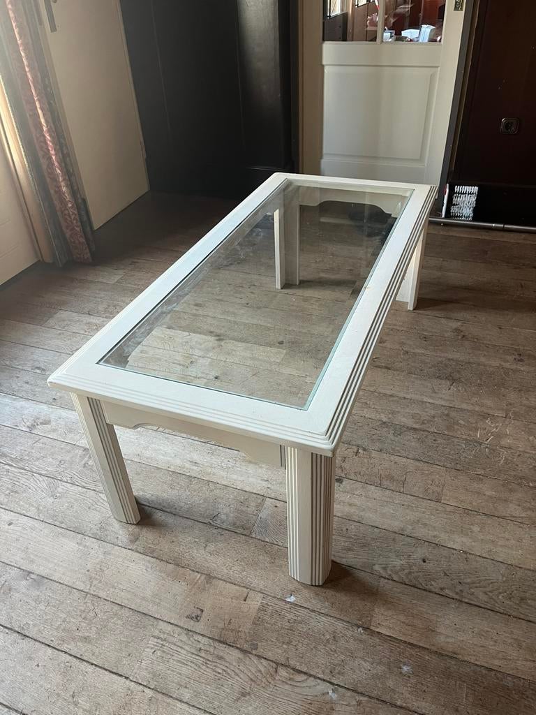 Salontafel met glazen plaat!, Ophalen