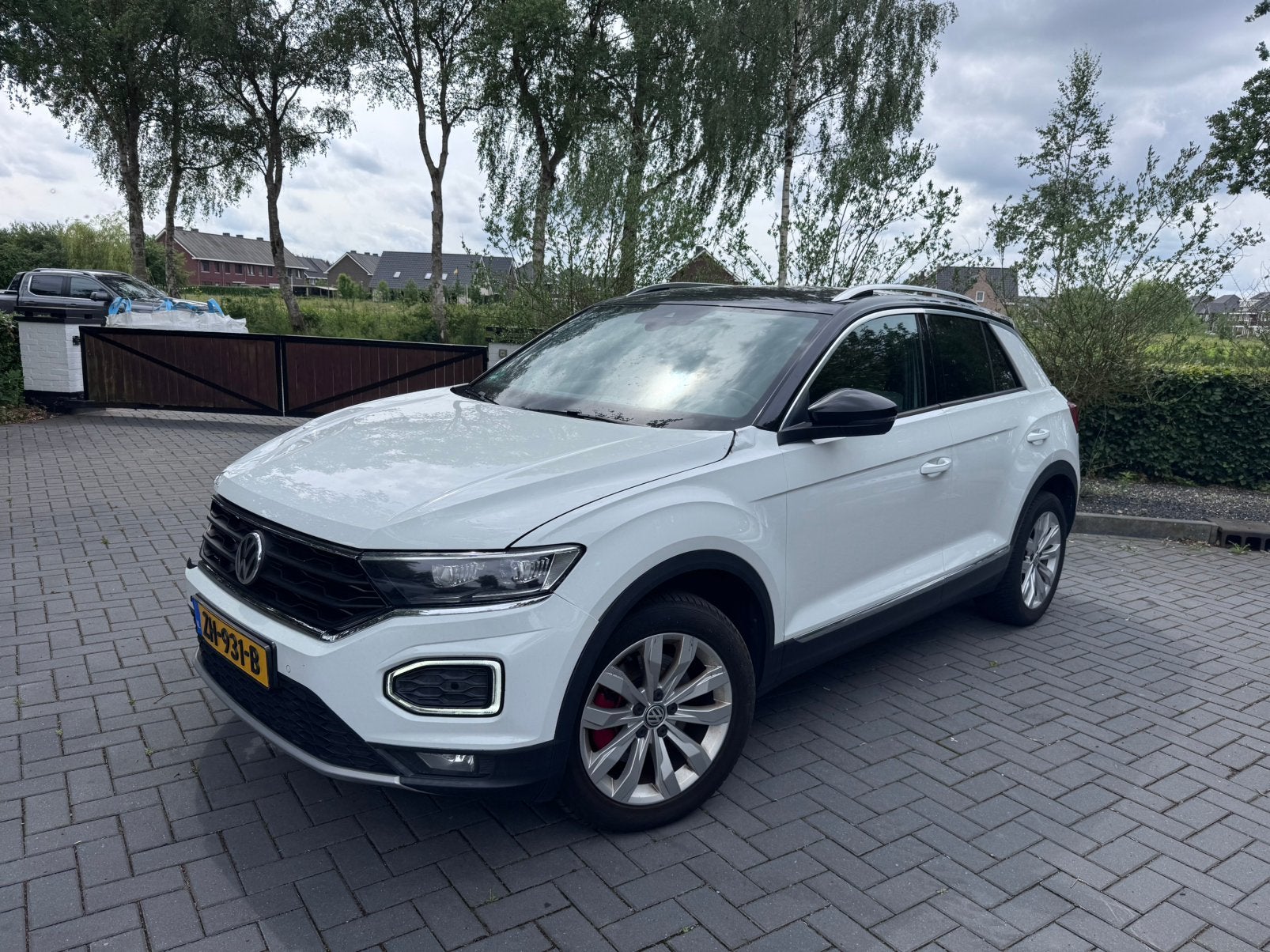 Volkswagen T-Roc 1.5TSI DSG Sport Camera ACC NAVI NLkenteken, Munchen, 1498 cc, Volkswagen, Wit