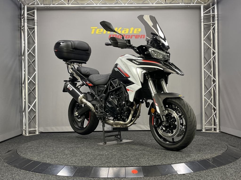Benelli TRK 702, Motoren, 700 cc, Meer dan 35 kW, Toermotor, ABS