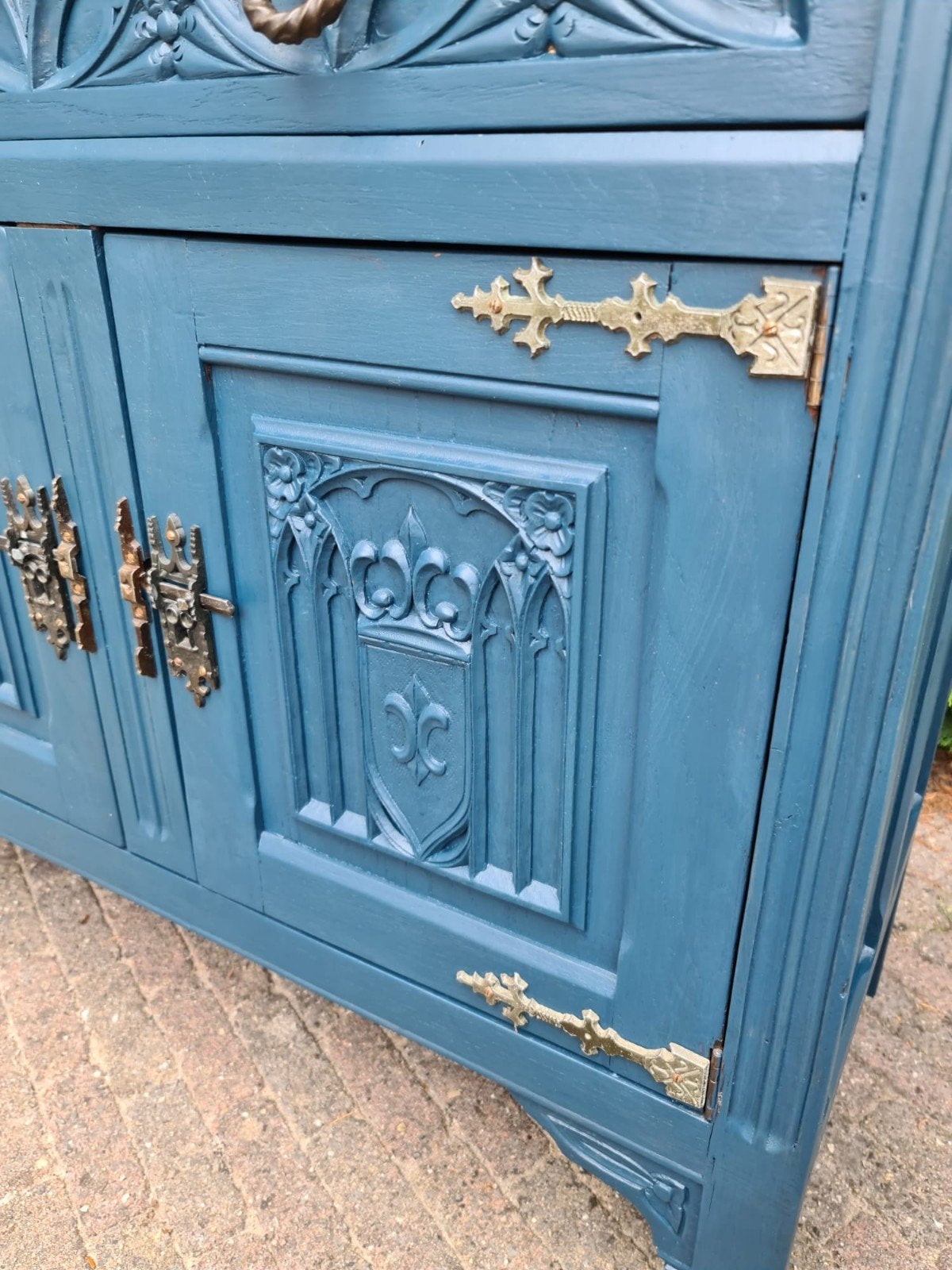 Stoer blauw vintage kastje - uniek, karaktervol en charmant, Ophalen