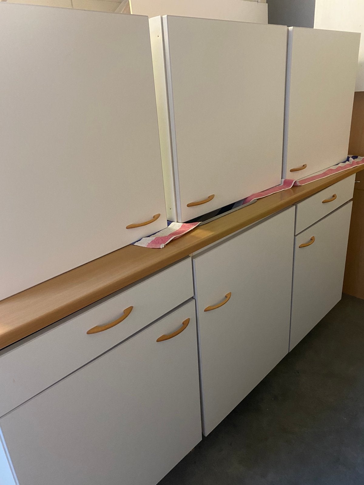 Keller keuken, Ophalen