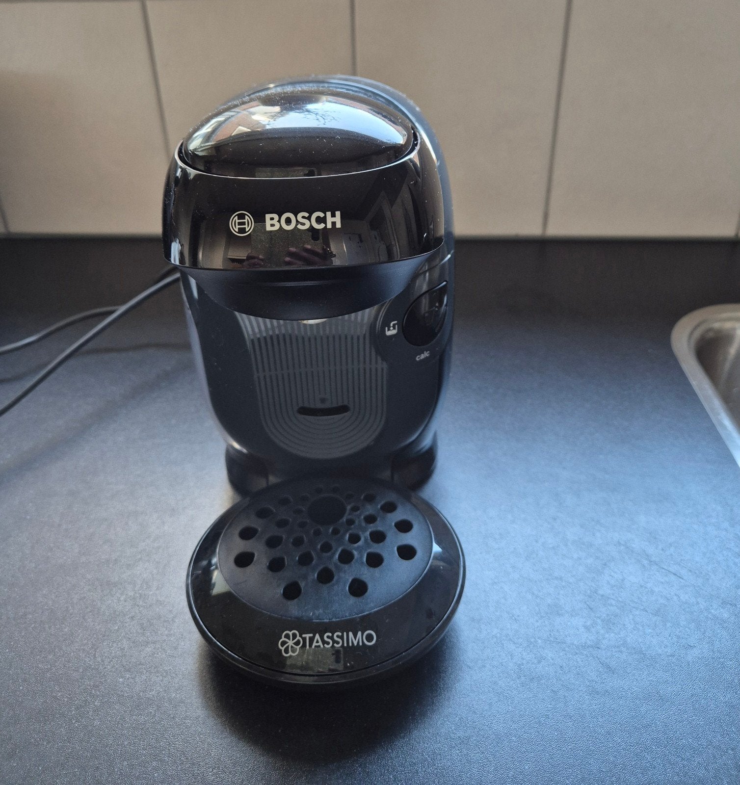 Zgan Bosch Tassimo, inclusief koffie cappuchino en decafe, Ophalen of Verzenden, Zo goed als nieuw, Koffiemachine