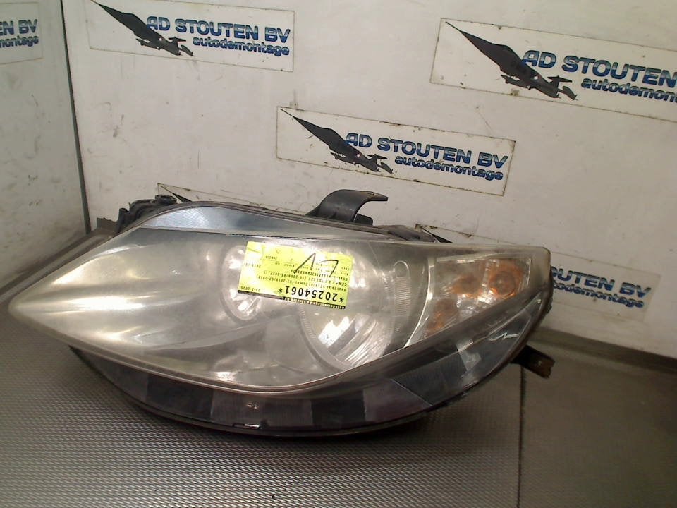 Koplamp Links Seat Ibiza ST (6J8) 2010 6J1941005D, Service@seat.de, Seat, Seat Deutschland GmbH, Gebruikt