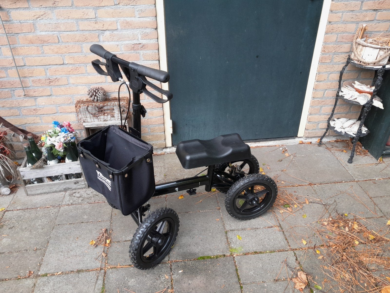 Zgan.Kniestep als hulp mobiliteit bij onderbeen letsel, Diversen, Ophalen, Zo goed als nieuw