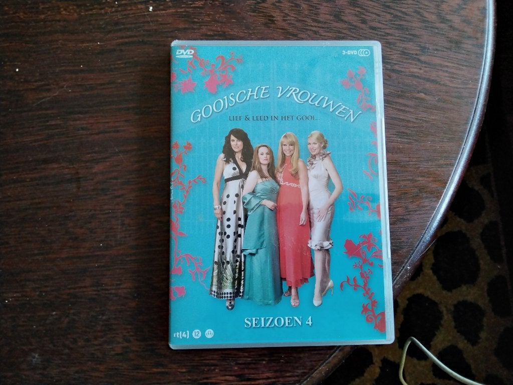 Gooische vrouwen seizoen 4 compleet, 3disk, origineel, Seizoen 4, Zo goed als nieuw, Komedie, Vanaf 12 jaar
