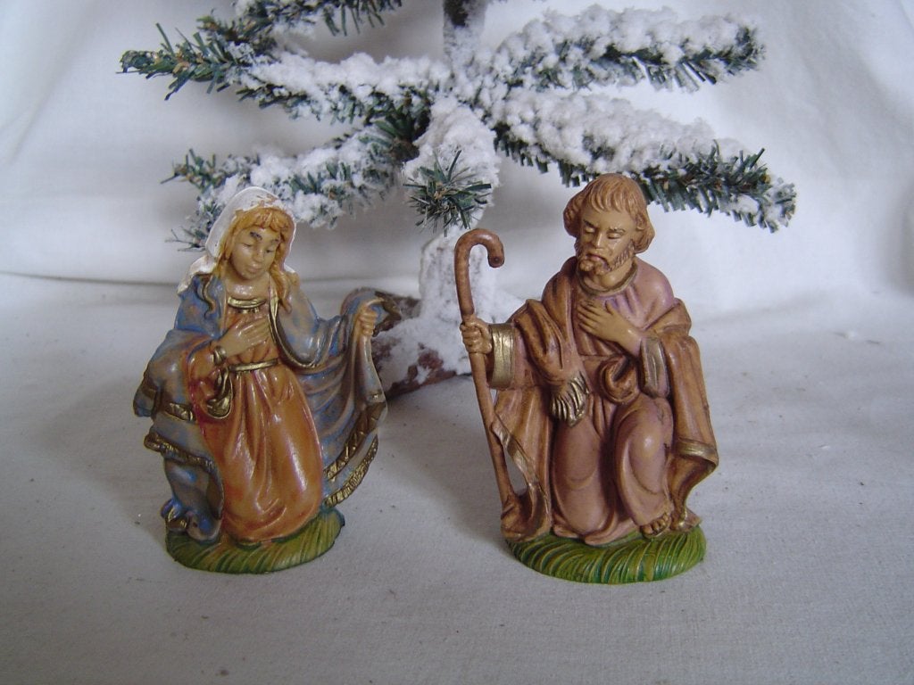 Jozef en Maria kunststof beeldjes kerststal Italy, Diversen, Ophalen of Verzenden, Gebruikt