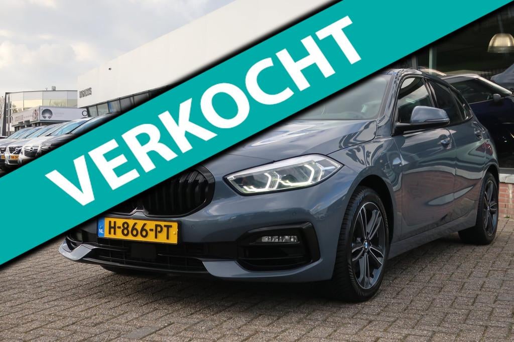 BMW 1-serie 118i Executive Edition 2e EIG_LED_NAVI_PDC V+A_N, Gebruikt, Leder en Stof, Origineel Nederlands, Bedrijf