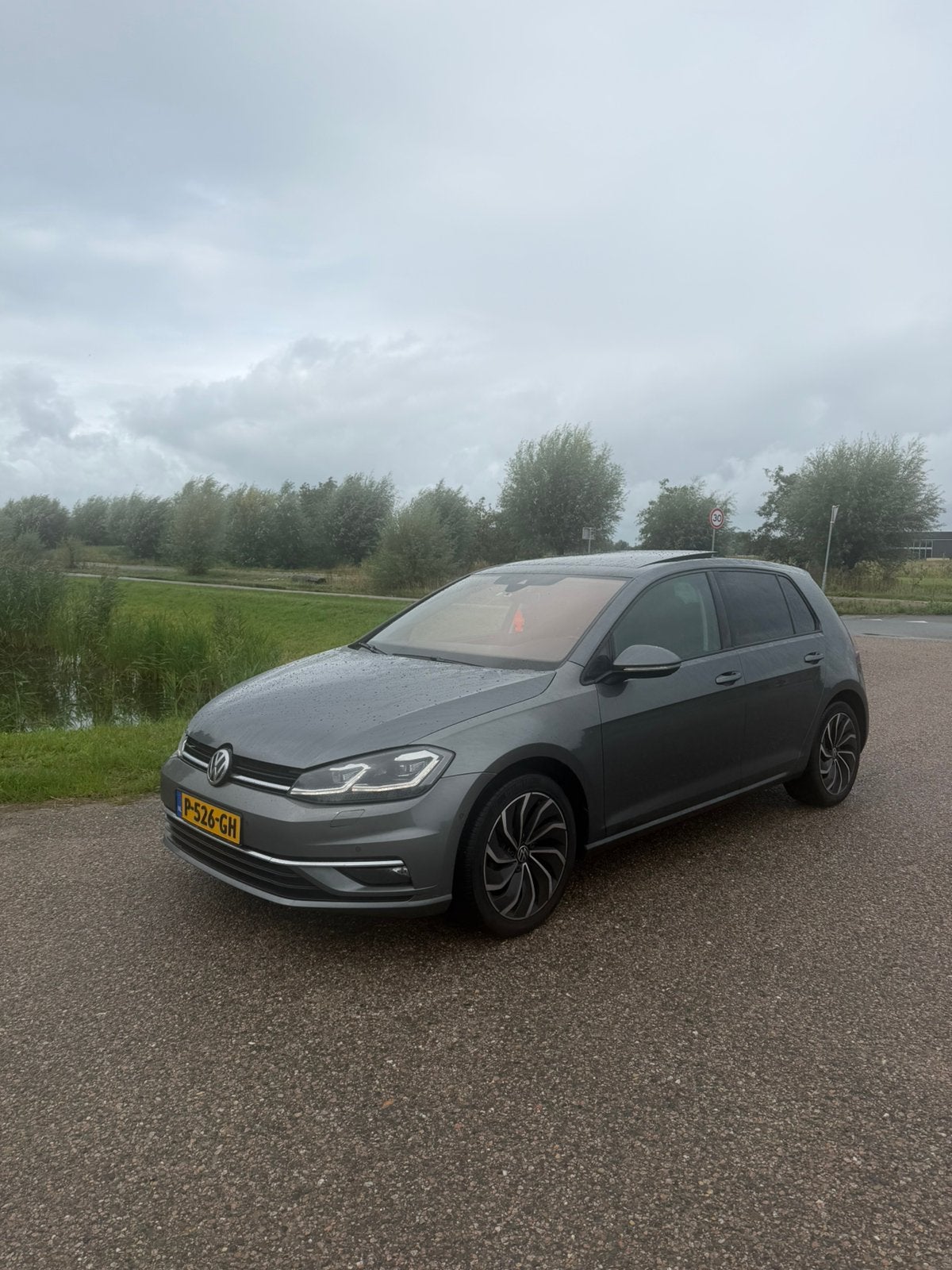 Full option Volkswagen Golf 1.5 TSI 150pk 7-DSG 2019 Grijs, 15 km/l, 1498 cc, 4 cilinders, 1240 kg