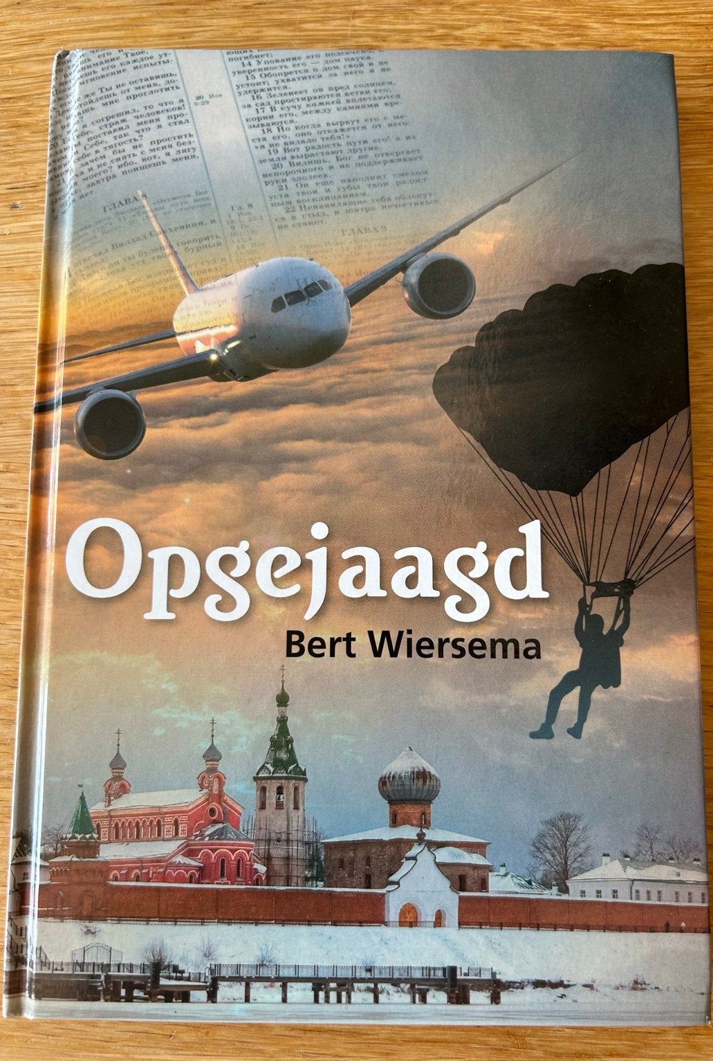 Opgejaagd - Bert Wiersema (Zo goed als nieuw), Boeken, Ophalen of Verzenden, Zo goed als nieuw