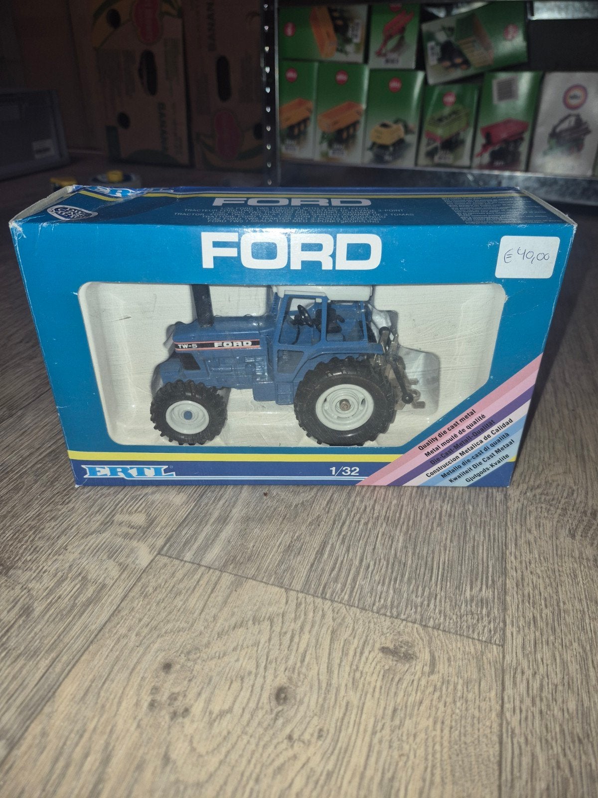 Ford TW-5 Tractor Model 1:32 Ertl Die-Cast Metaal, Hobby en Vrije tijd, ERTL, Nieuw, Ophalen of Verzenden