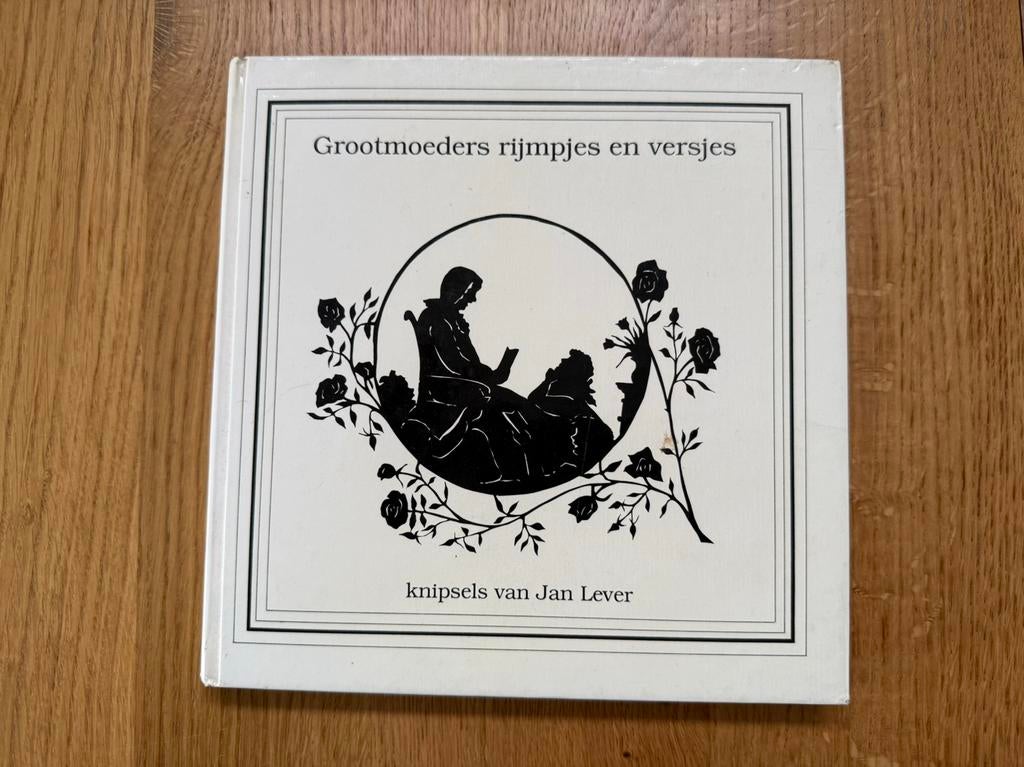 Grootmoeders rijmpjes en versjes, Ophalen of Verzenden, Zo goed als nieuw