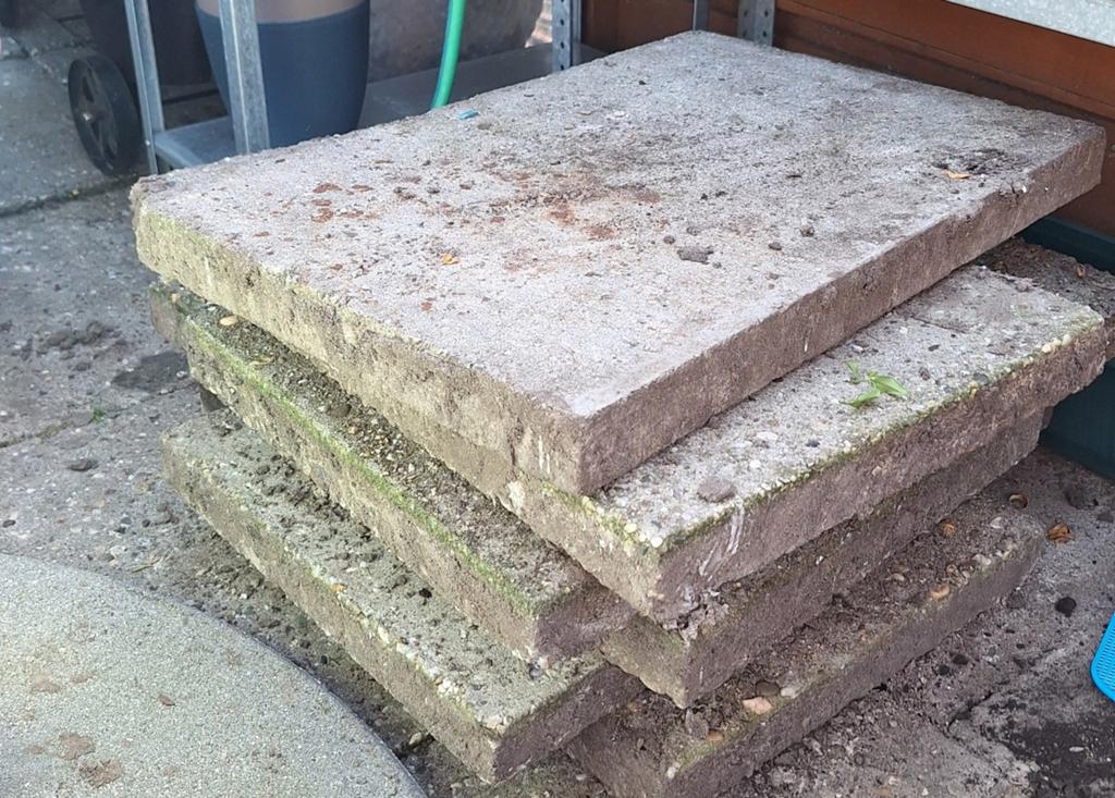 Gratis grindtegels, 40 x 60, Tuin en Terras, Ophalen, Gebruikt, Overige materialen