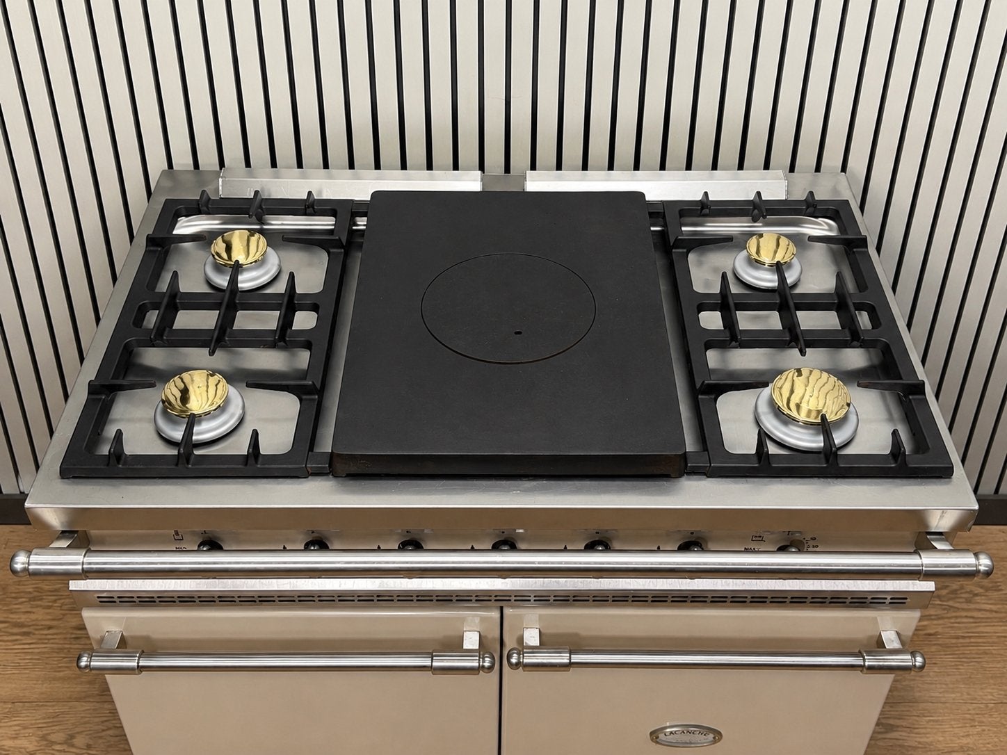 Luxe Lacanche Fornuis Engels creme 5 pits met Gasoven 100 cm, Fornello Esperta, Ophalen of Verzenden, Zo goed als nieuw, Energieklasse A of zuiniger