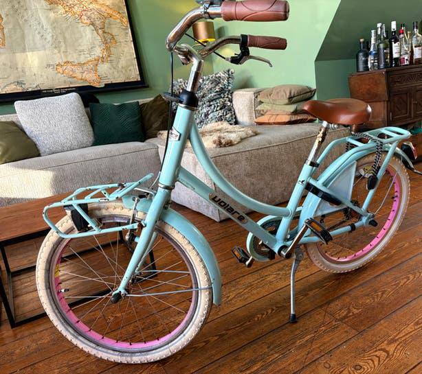Volare kinderfiets 20 inch - lichtblauw met roze accenten, Fietsen en Brommers, Ophalen, Gebruikt, 20 inch