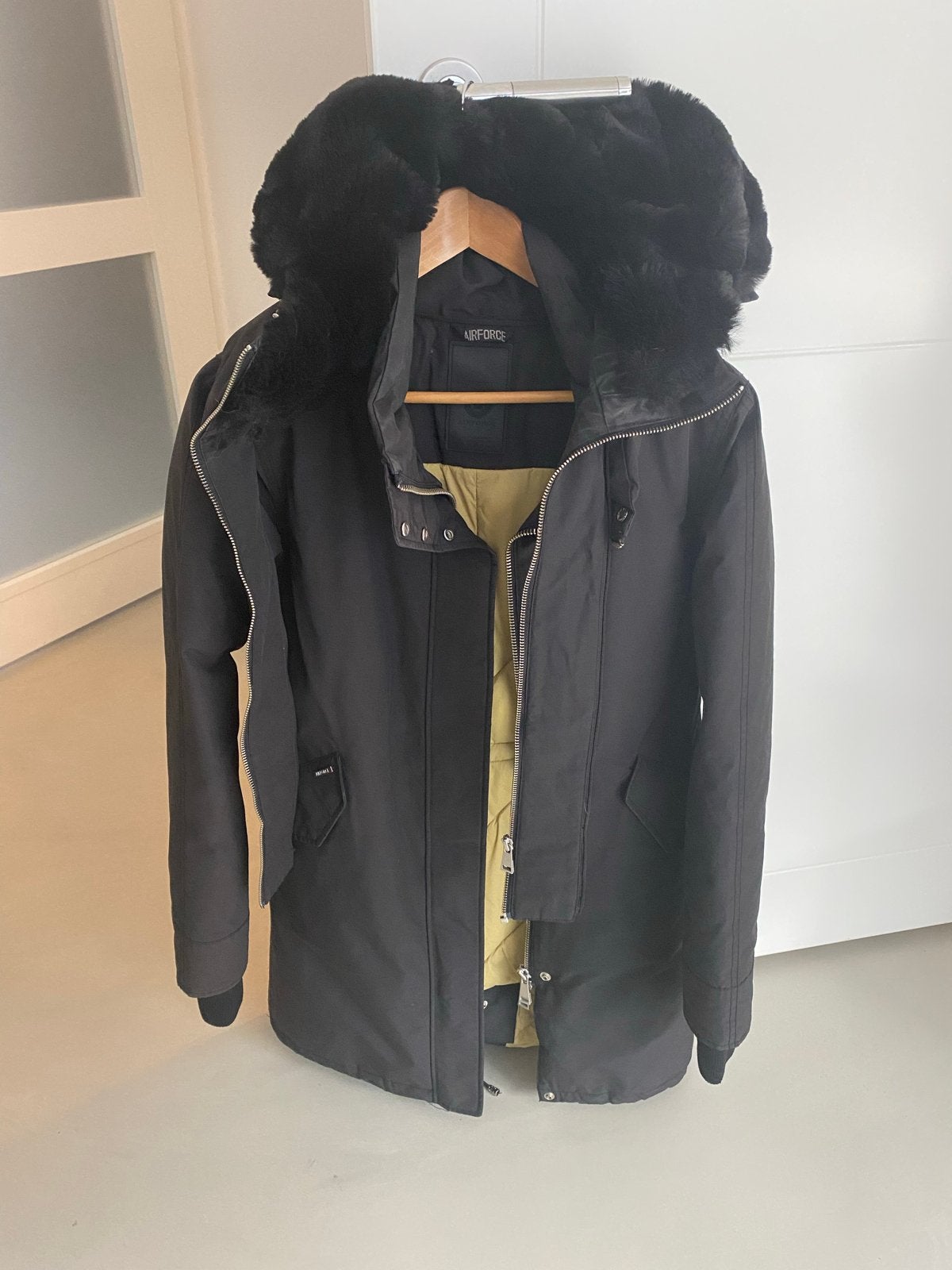 Airforce winterjas met afneembare bontkraag, Ophalen of Verzenden, Gedragen, Maat 38/40 (M), Zwart
