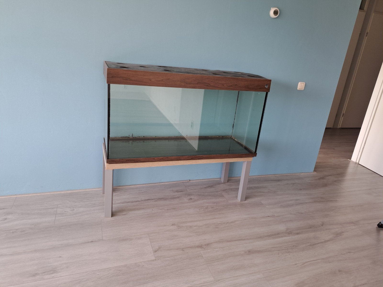 terrarium + tafeltje, Ophalen, 110 cm of meer, Hok, Minder dan 60 cm