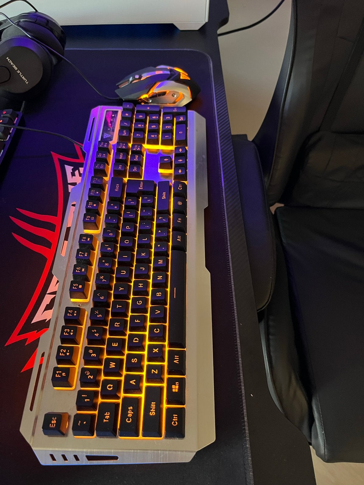 Foto 16 van Gaming set Ryzen 7 RTX5060 8GB DDR5 32GB RAM