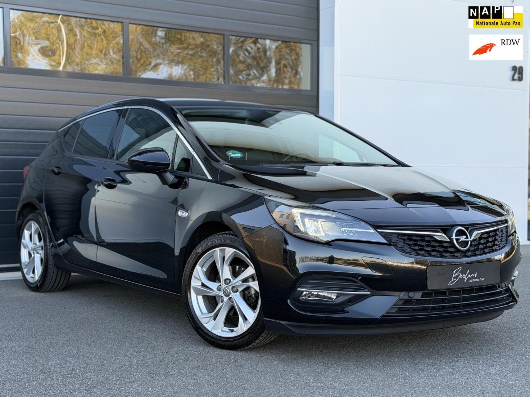 Opel Astra 1.2 Edition GELUID MOTOR||Org NL|NAP, Auto's, Opel, 1350 kg, Stof, Gebruikt, 1199 cc