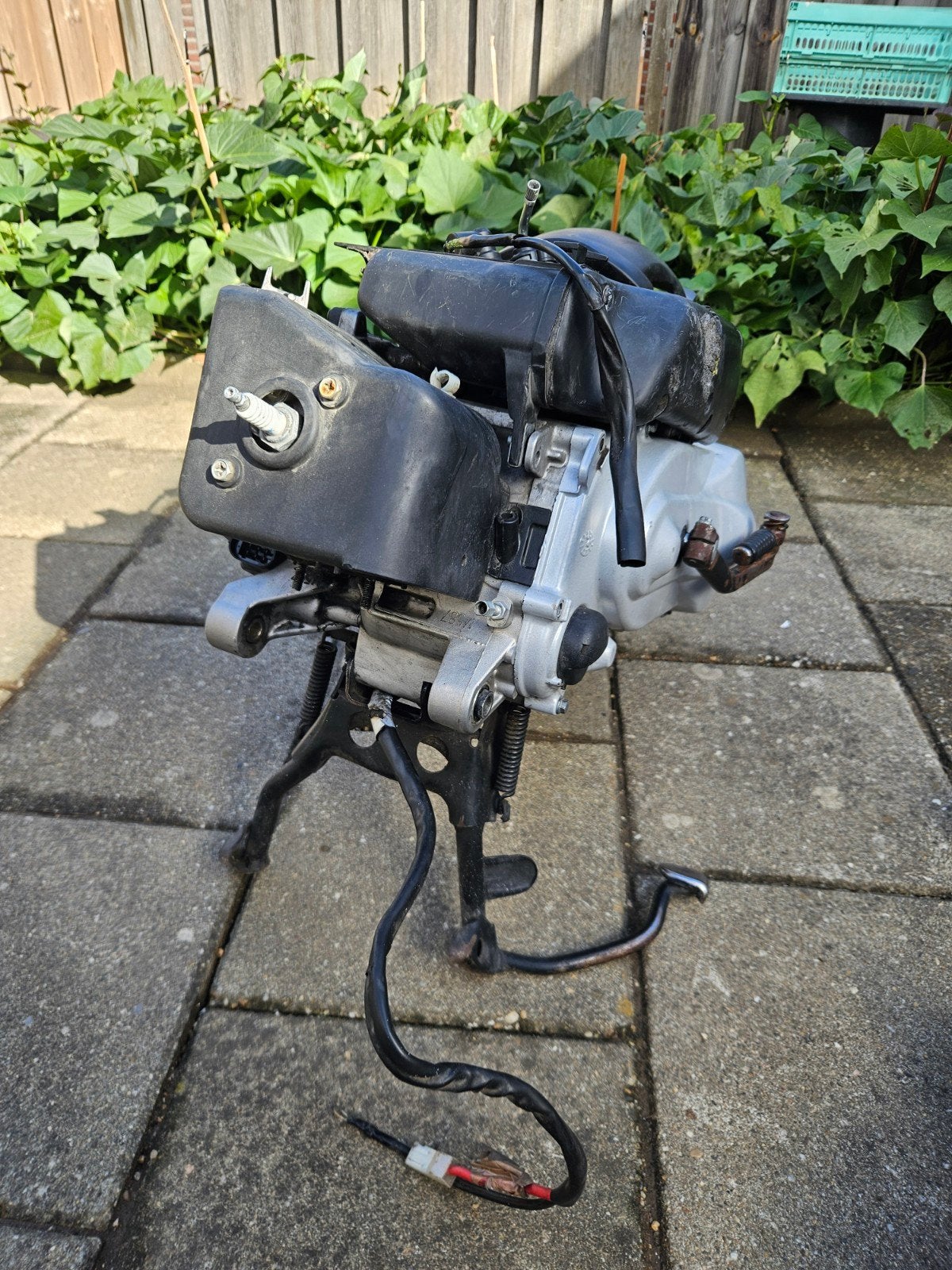 70cc 2t blok, Ophalen